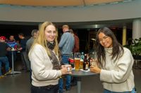 Gute Laune, nette Leute: So war die Christmas After Work Party im Mercedes-Benz Kundencenter in Sindelfingen.