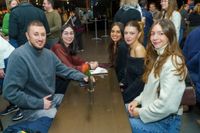 Gute Laune, nette Leute: So war die Christmas After Work Party im Mercedes-Benz Kundencenter in Sindelfingen.