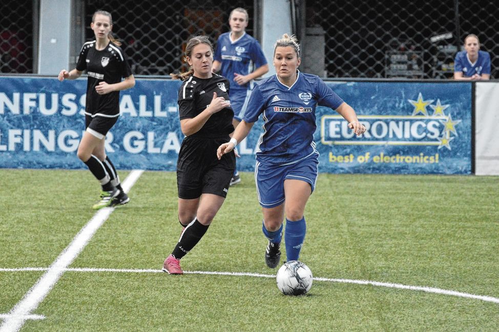 Julia Steger und der TSV Grafenau mischen im hochklassig besetzten Feld bei der 5. Frauen-Gala im Sindelfinger Glaspalast ebenfalls mit.