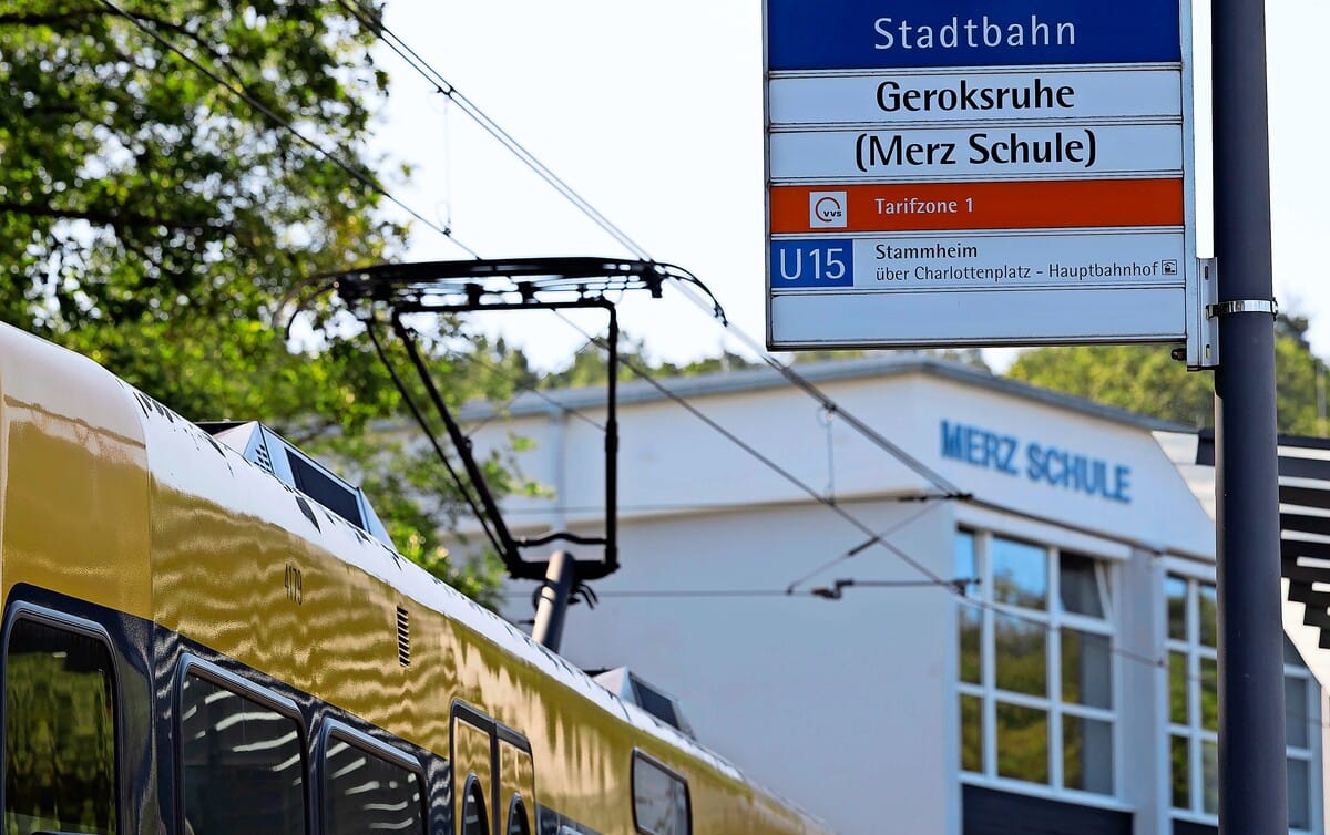 An der Merz Schule an der Geroksruhe läuft eine Diskussion über einen rechtsextremistischen Liedtext.