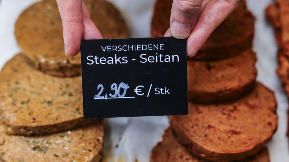 Aus Seitan - also hauptsächlich aus Weizen-Eiweiß - bestehende Scheiben dürfen künftig nicht mehr "Steak" heißen. (Symbolbild)