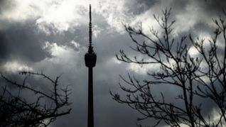 Am Montag soll es immer wieder bewölkt sein und Schauer sowie einzelne Gewitter geben.