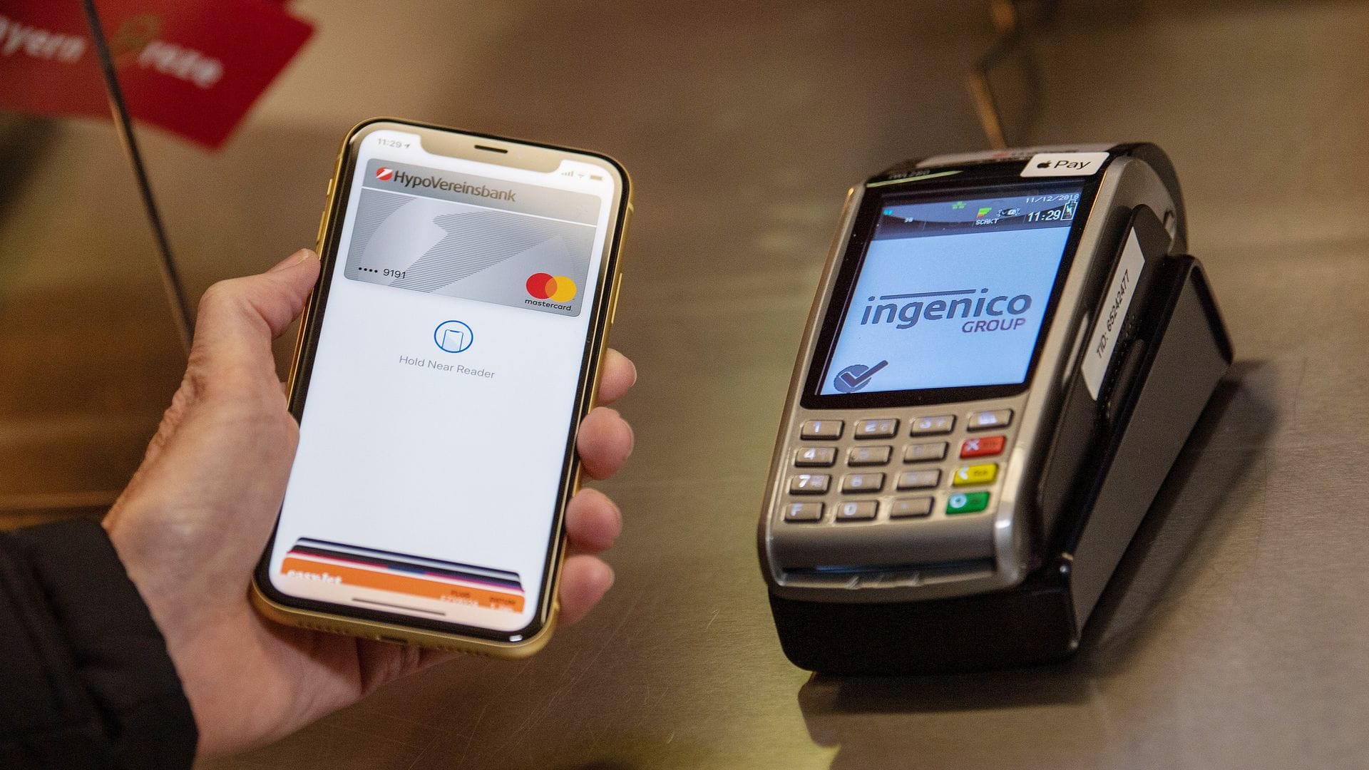 Apple Pay ist in Deutschland die populärste digitale Bezahlmethode an der Kasse.