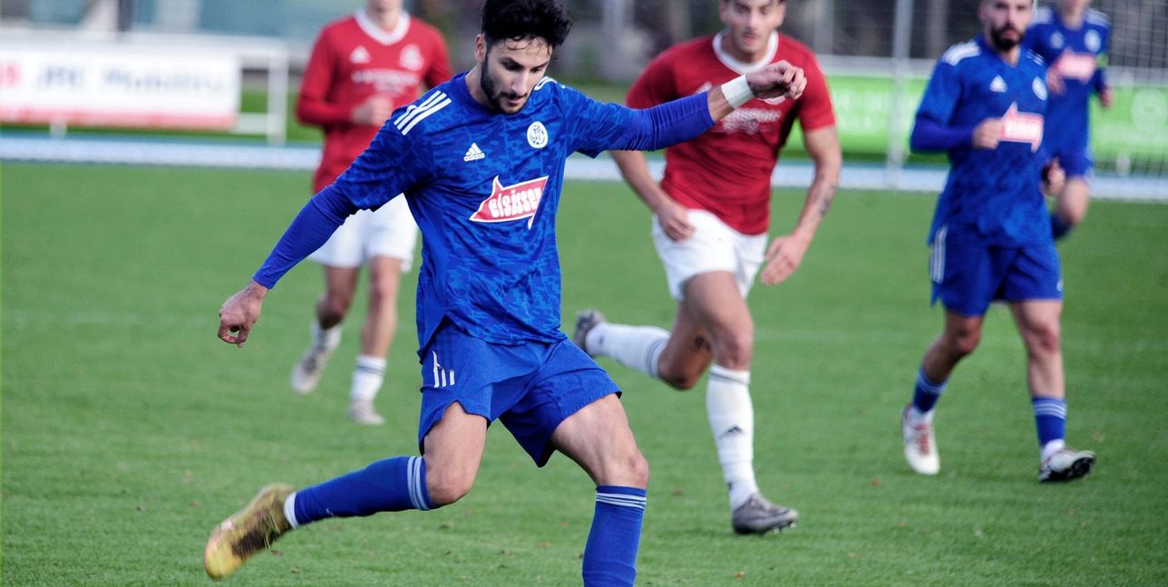 Gianluca Gamuzza erzielte für den VfL Sindelfingen das entscheidende Tor in Waldhausen.