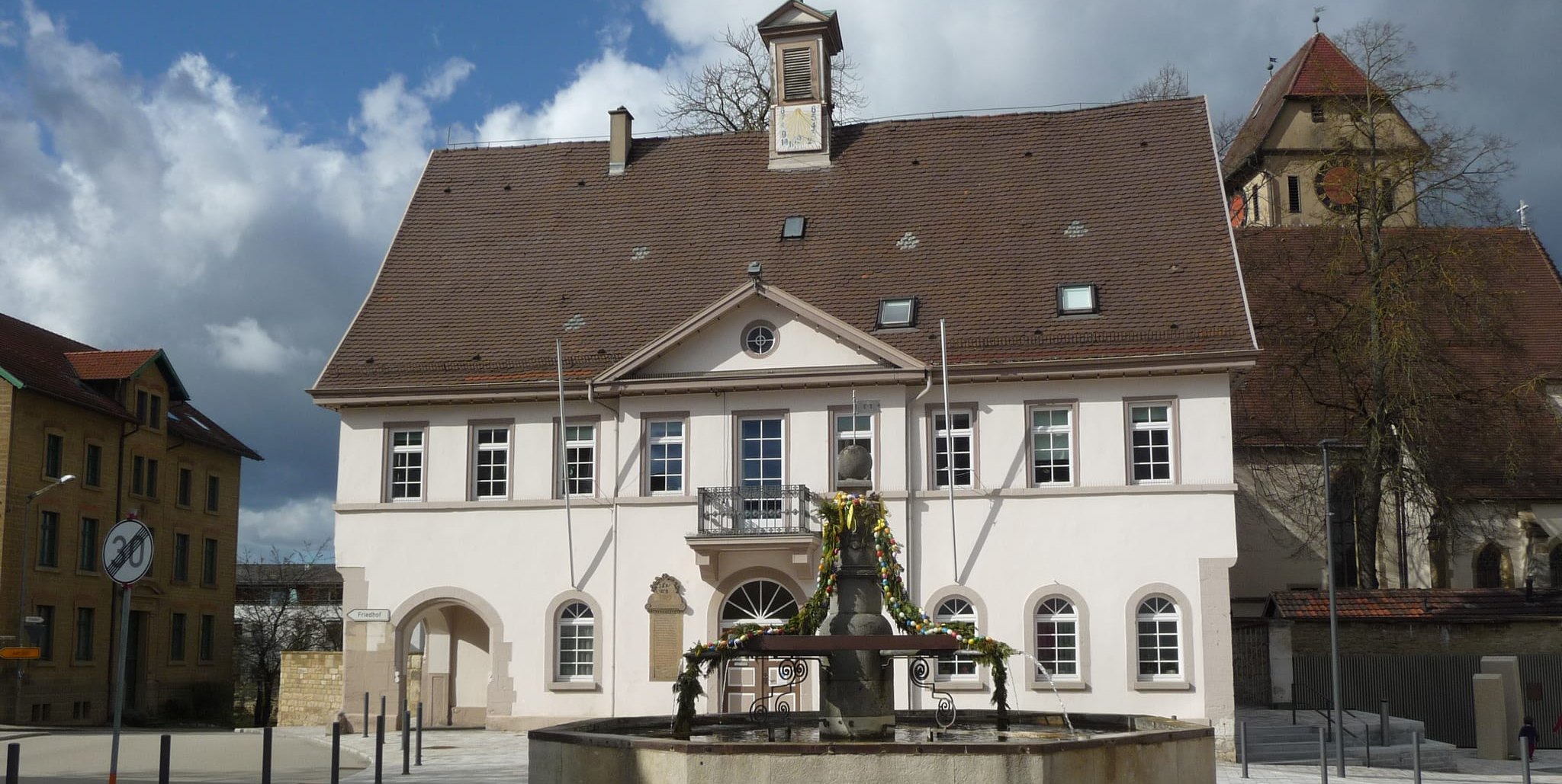 Zu den wichtigsten für dieses Jahr geplanten Hochbaumaßnahmen in Magstadt zählt auch die Rathaussanierung.