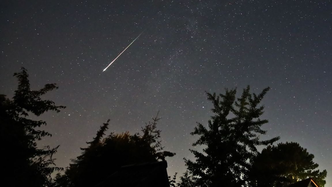 In der Nacht von Dienstag auf Mittwoch lohnt sich ein Blick in den Himmel (Archivbild).