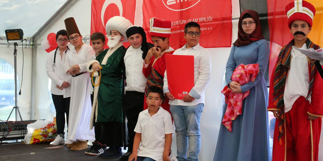 Die Kinder standen im Mittelpunkt beim türkischen Kulturfest in Sindelfingen.   Bild: Cakir