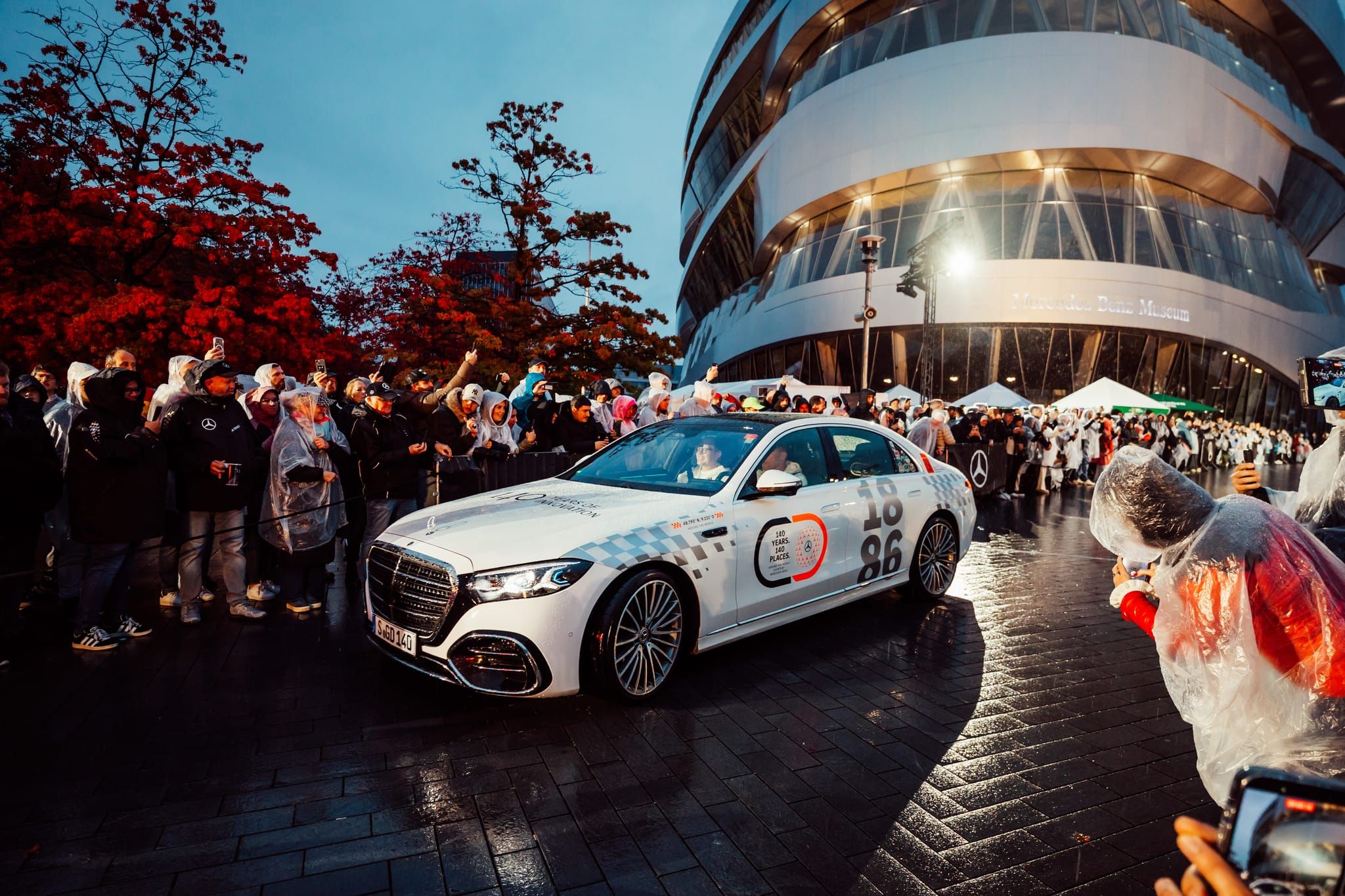 Impressionen vom „The 140 Festival“ am Mercedes-Benz-Museum in Stuttgart.