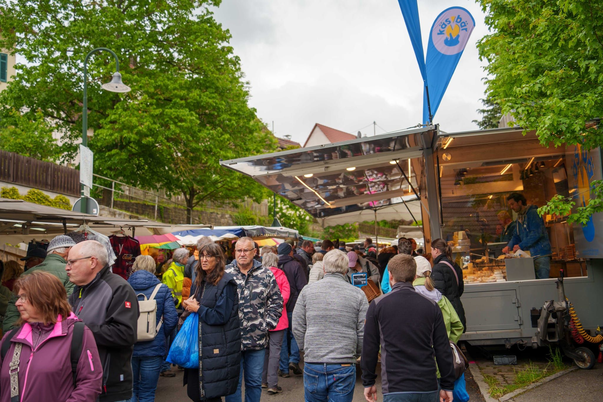 Jede Menge los war auf dem Döffinger Vatertagsmarkt.