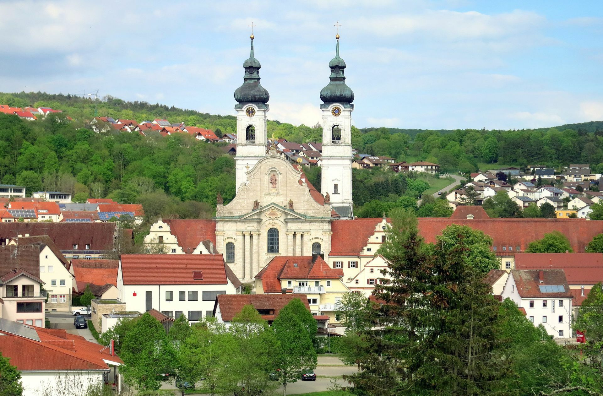 Zwiefalter Wahrzeichen: Mit dem Münster wird die Klosteranlage 1785 vollendet. Foto: Ring