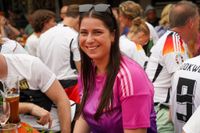 Tolle Stimmung beim Public Viewing auf dem Sindelfinger Wettbachplatz