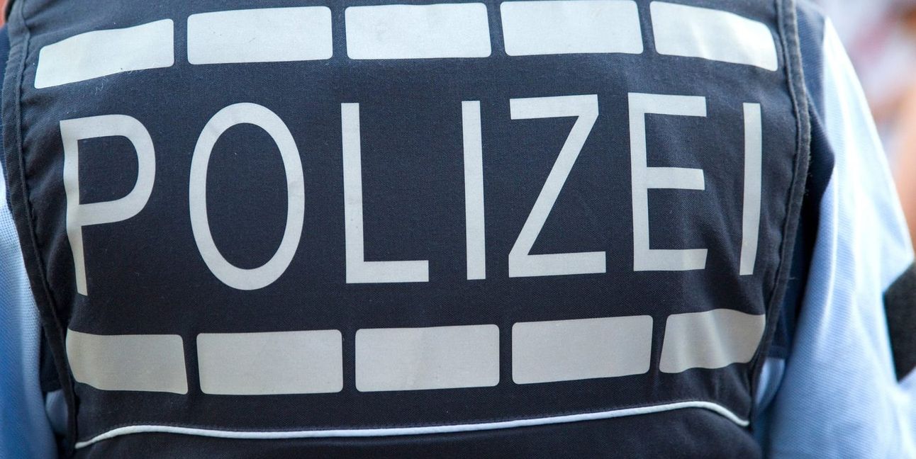 Das Opfer wurde um mehrere tausend Euro gebracht.
