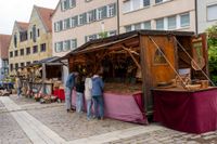 Buntes Treiben beim Böblinger Mittelaltermarkt auf dem Schlossberg.