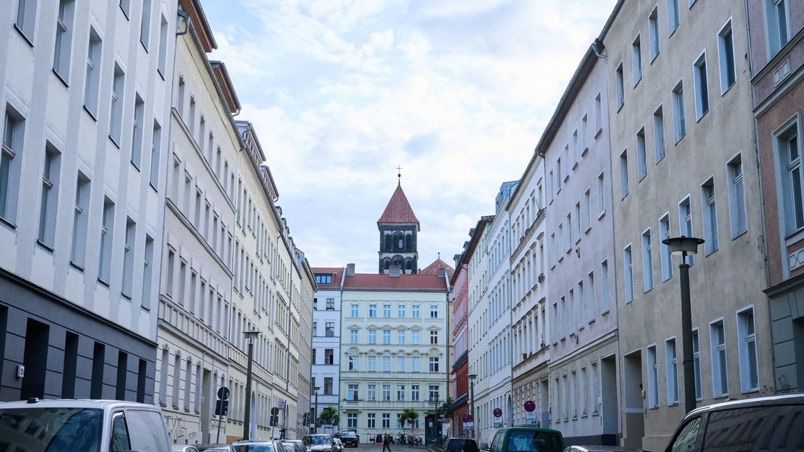 Der Trend hält an: Wohnungen, hier in Berlin, werden teurer. (Archivbild)
