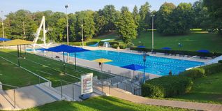 Es ist angerichtet im Sindelfinger Freibad:  In einer Woche beginnt der Badespaß. 	Bild:Dettenmeyer/A