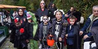 Auch letztes Jahr zu Halloween waren nette Gruselgestalten unterwegs.