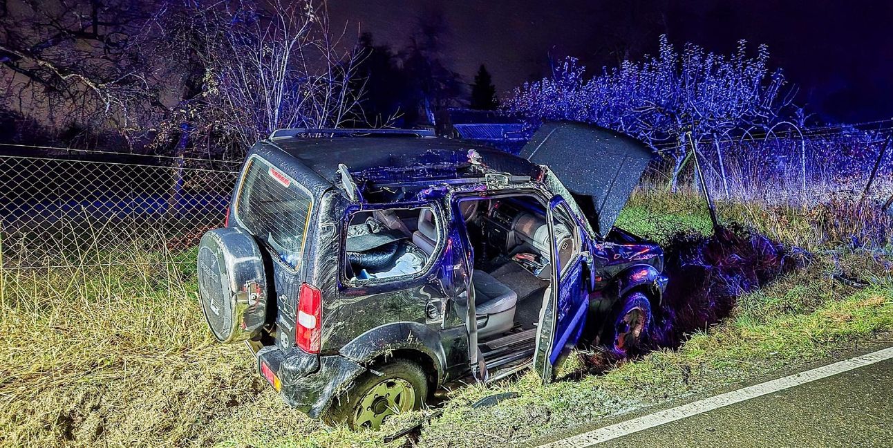 Der Geländewagen musste abgeschleppt werden.
