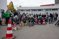 Tausende besuchten bei spätsommerlichem Wetter den Holzgerlinger Herbst.