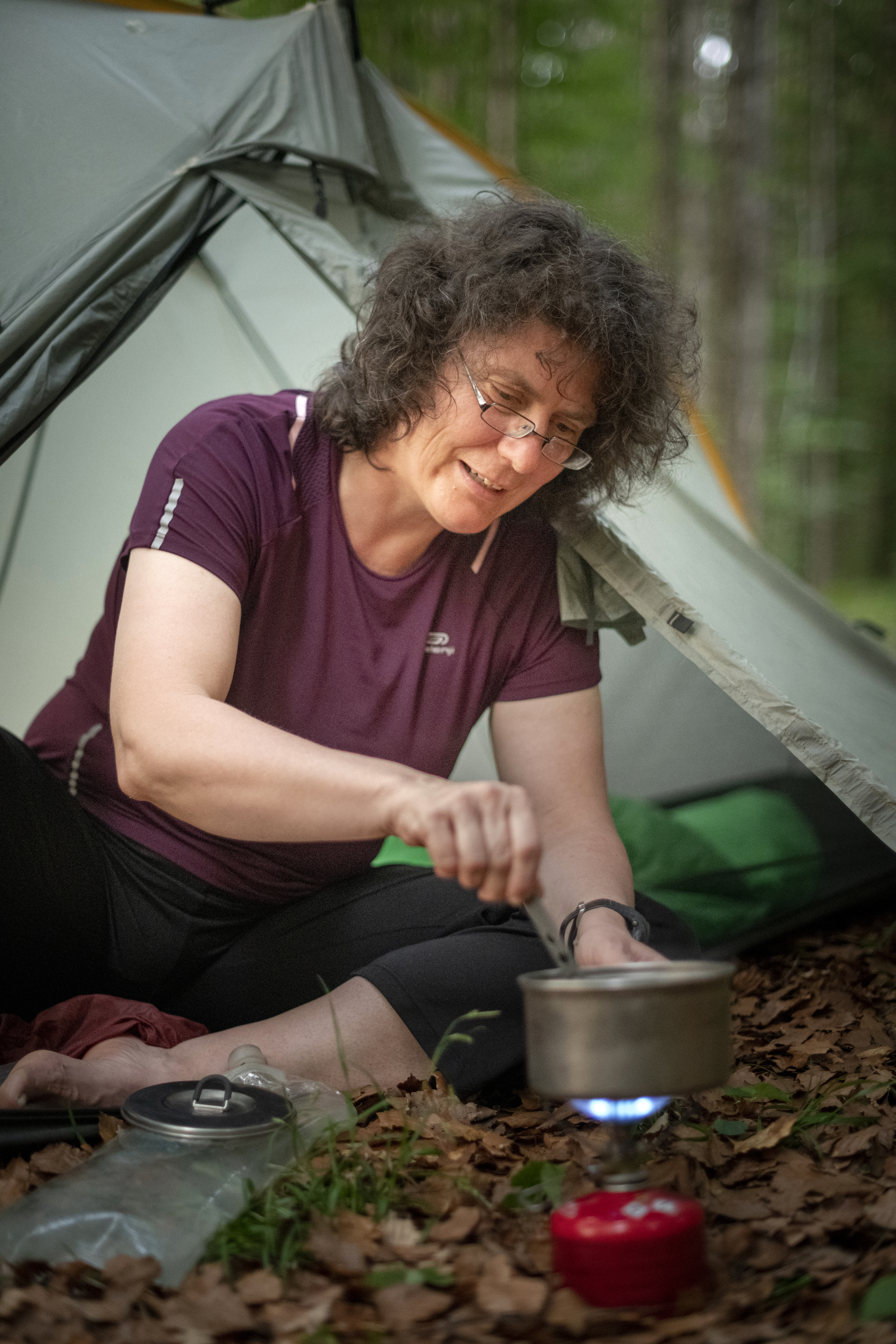 Laufen, essen, schlafen. Auf Wanderungen findet das ganze Leben auf dem Boden statt.
Bild: Peter von Felbert