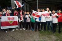 Bilder aus dem Bootshaus in Böblingen: Der VfB Stuttgart ist DFB-Pokalsieger und die Fans sind aus dem Häuschen.