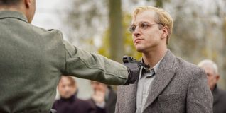 Jonas Dassler spielt Dietrich Bonhoeffer