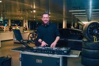 Coole Karren, nette Leute, prima Stimmung: So war die After Work Party im Kundencenter von Mercedes-Benz in Sindelfingen.