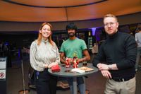 Coole Karren, nette Leute, prima Stimmung: So war die After Work Party im Kundencenter von Mercedes-Benz in Sindelfingen.