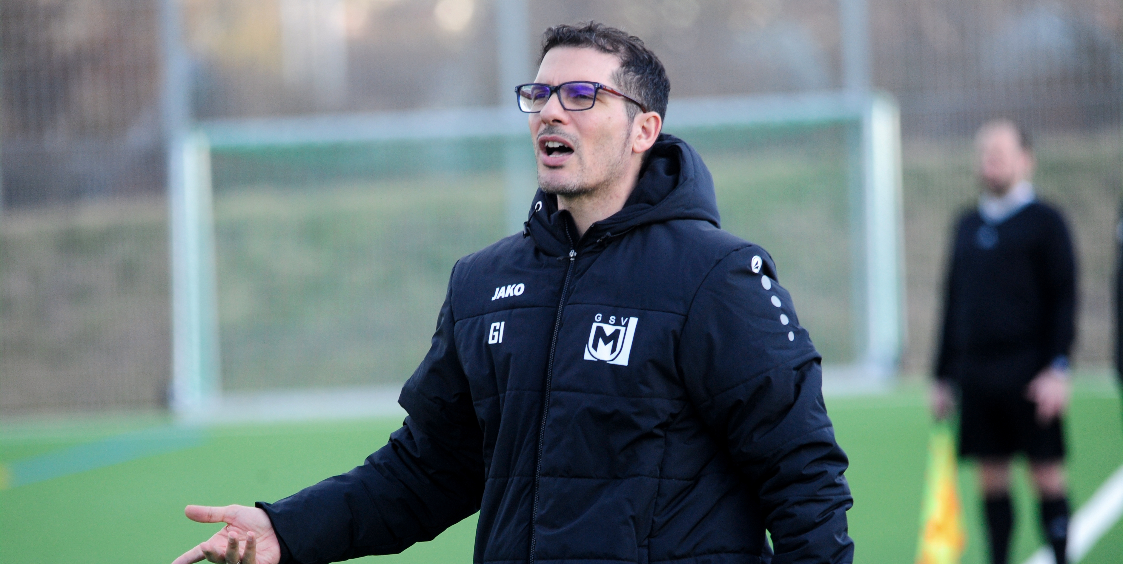 Der Maichinger Trainer Giuseppe Iorfida nimmt seine Spieler vor dem Gang zu Tabellenführer Fellbach in die Pflicht.