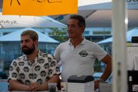 Seit fünf Jahren sorgt Salvatore Romeo mit seinem Curry Truck für Leben am grünen Platz.