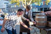 Seit fünf Jahren sorgt Salvatore Romeo mit seinem Curry Truck für Leben am grünen Platz.