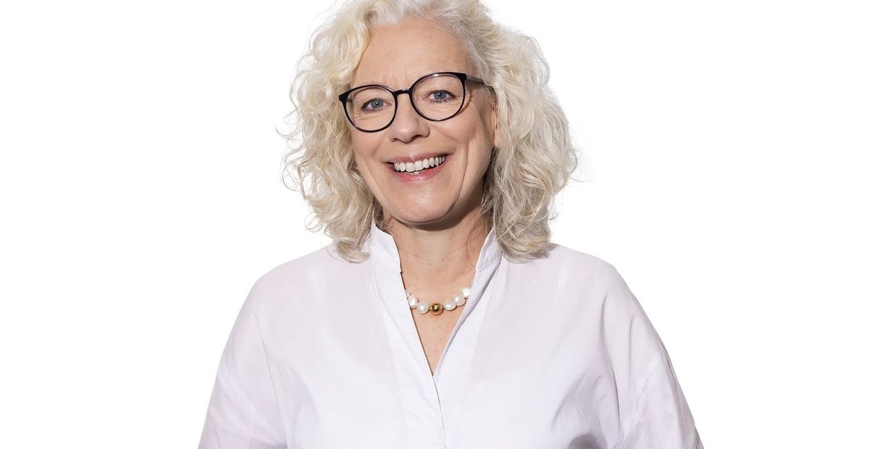 Dr. Christine Watrinet