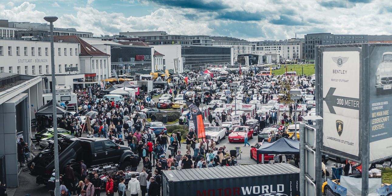Nicht nur 3er-BMW werden am Sonntag bei der Motorworld auf dem Flugfeld erwartet.