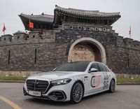 Die neue S-Klasse in Asien.