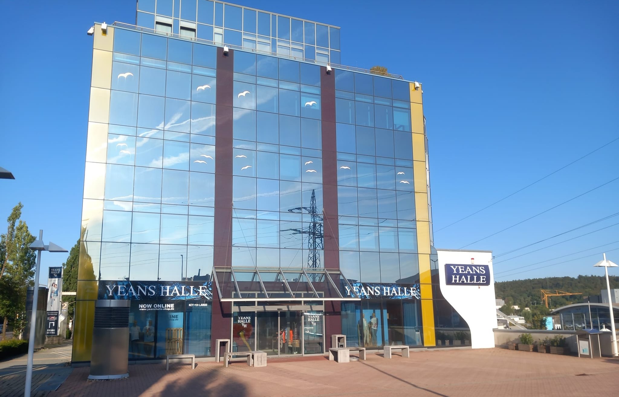 Yeans Halle in der Sindelfinger Mahdentalstraße 82.