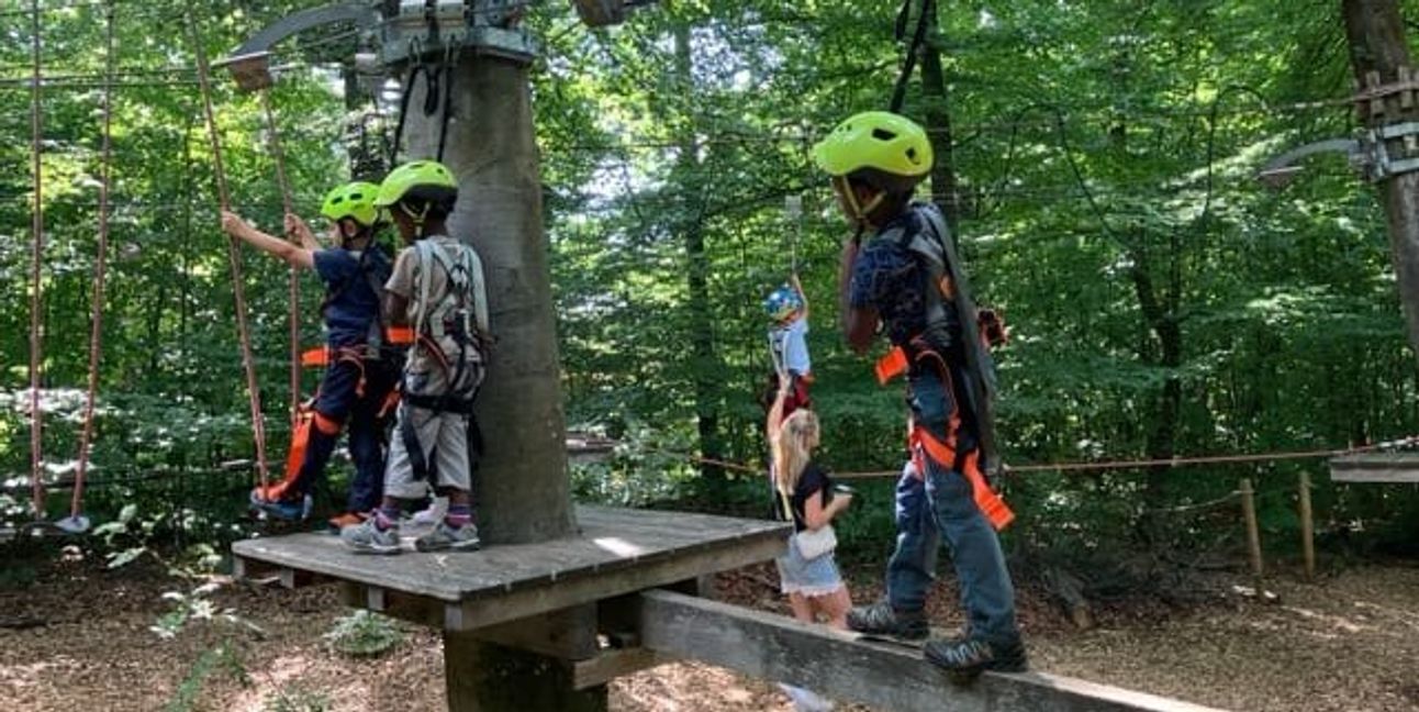 So sahen die erfolgreichen ersten Versuche der Kleinen im Kletter-Parcours aus.
