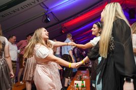 Das Volksfest kann kommen: Wasen-Warm Up in Dagersheim.