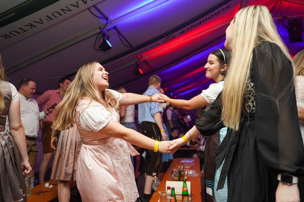 Das Volksfest kann kommen: Wasen-Warm Up in Dagersheim.