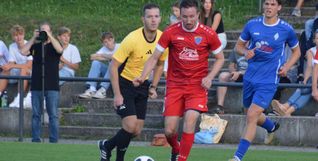 Daniel Knoll wird in der kommenden Saison nur noch als Coach an der Seitenlinie stehen.