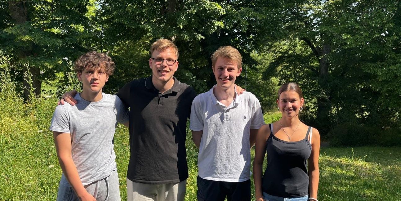 Der neue Vorstand des Jugendgemeinderats (von links): Nikola Savić, Goran Brnjaković, Noah Gadomski und Nelly Neff.