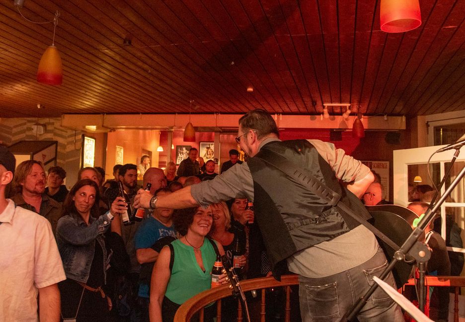 Drangvolle Enge im s'cafe. Bild: Nüßle