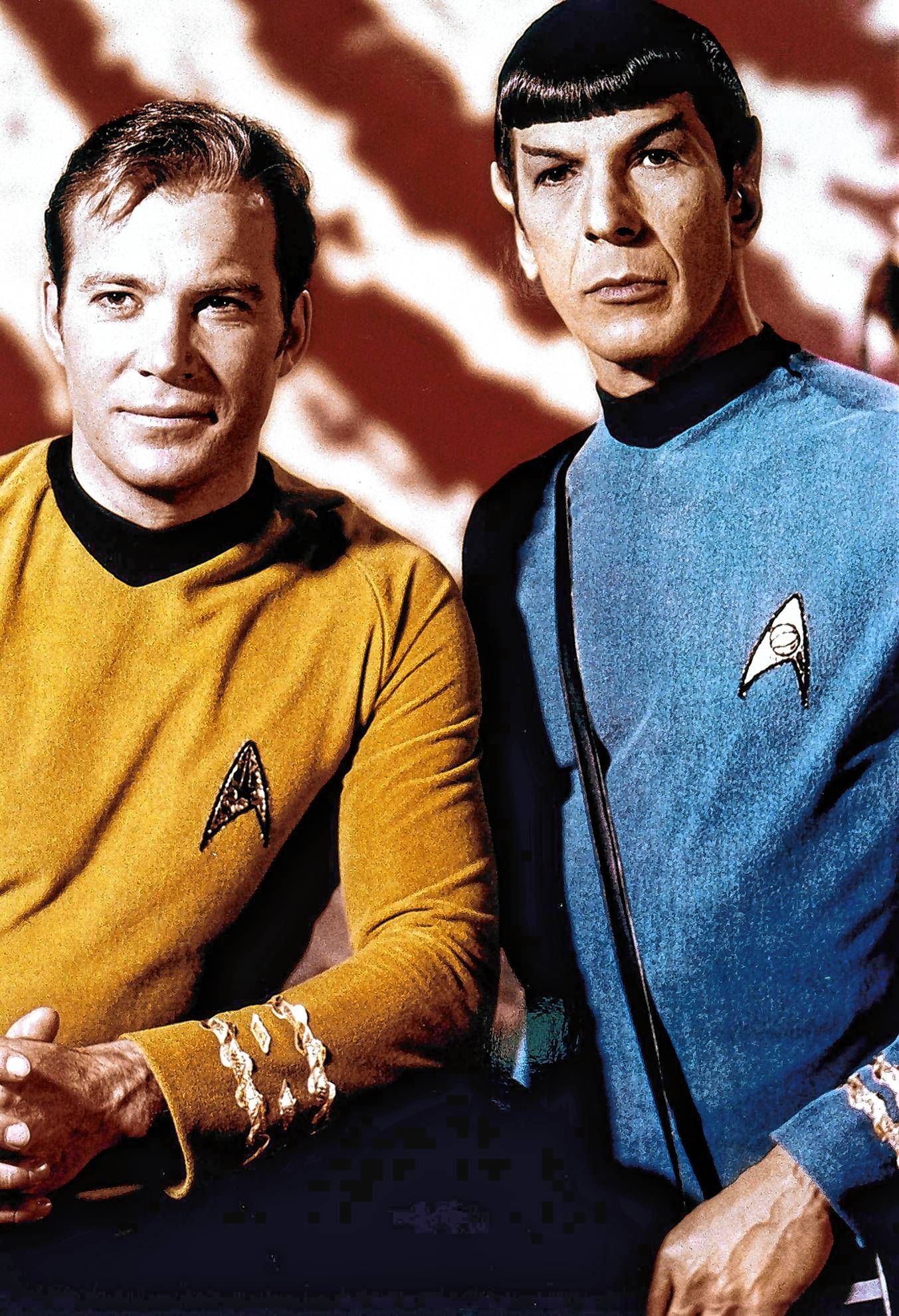 Männer in Strampelanzügen: William Shatner (re.) als Captain James T. Kirk und Leonard Nimoy als Mr. Spock in „Star Trek – Der Film“ (1979)