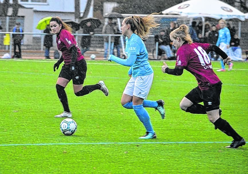 Neele Beck und die VfL Sindelfingen Ladies standen gegen den 1. FC Nürnberg auf verlorenem Posten. Bild: Zvizdiç