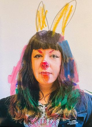 To give structure chaos_Gabi Blum übermalt von Liesl, 2022.