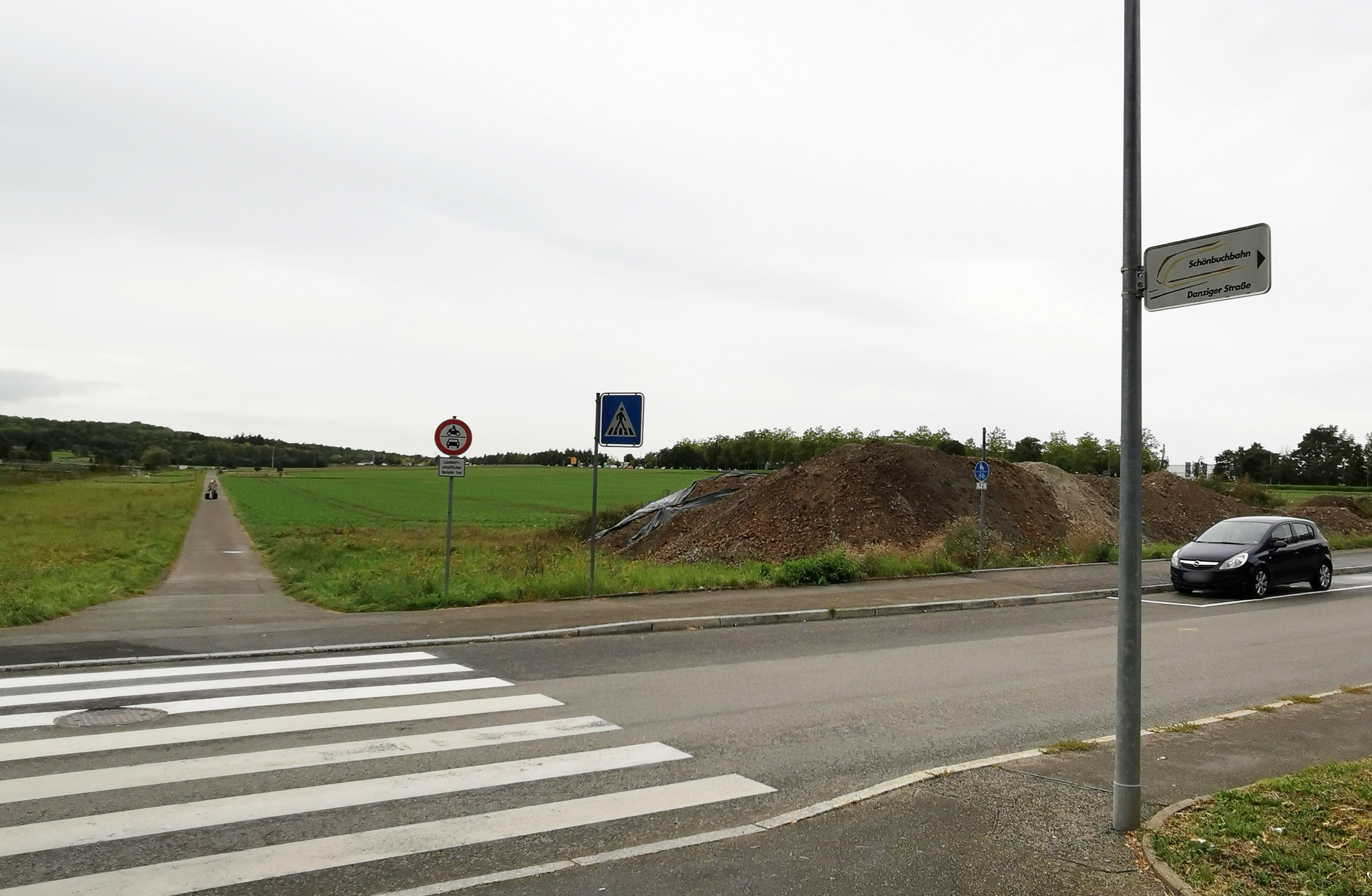 In der Kremser Straße ist eine Flüchtlingsunterkunft geplant. Gegen dieses Vorhaben hat sich Widerstand formiert.  Bild: Hamann