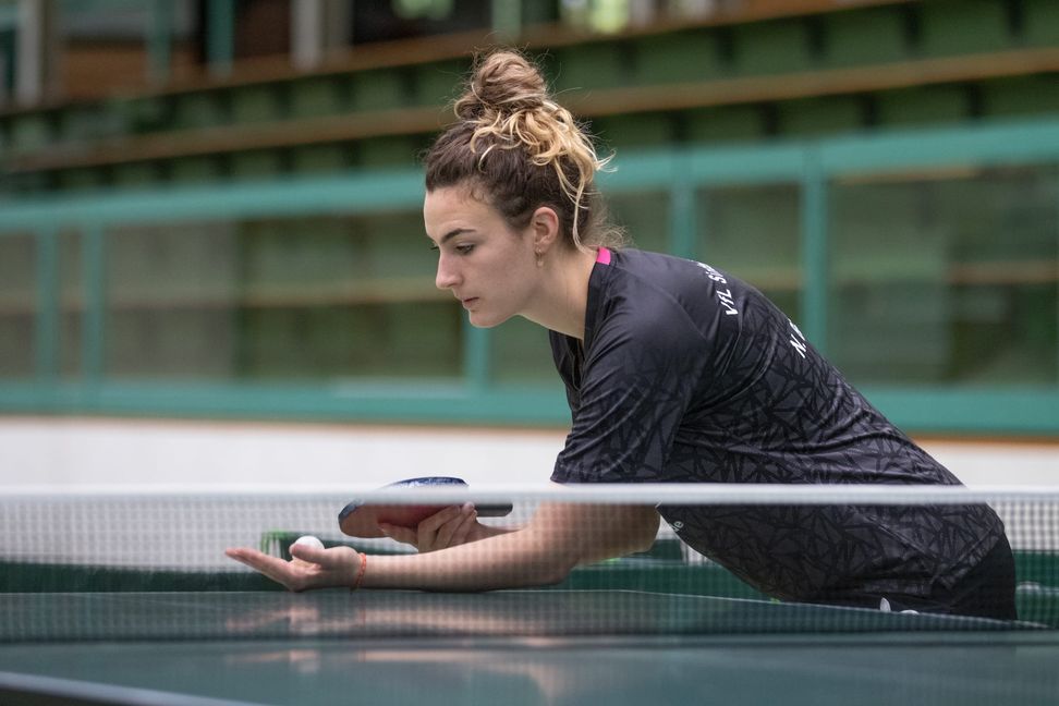 Natalie Bacher ist die neue Schriftführerin der Sindelfinger Tischtennis-Abteilung. Ein Frauenteam gibt es bei den Blau-Weißen nicht mehr. Bilder: Holzapfel