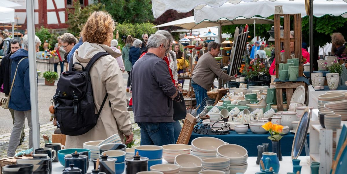 Pottery market in Darmsheim