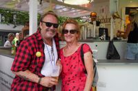Voller Marktplatz bei "Sindelfingen rockt" und den Hits von Roxette.