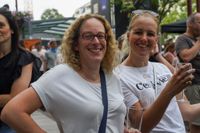 Voller Marktplatz bei "Sindelfingen rockt" und den Hits von Roxette.