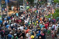 Voller Marktplatz bei "Sindelfingen rockt" und den Hits von Roxette.