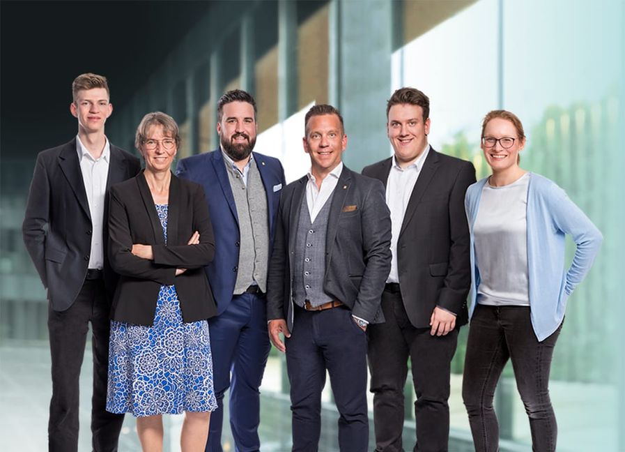 Das Team von MÜLLER I WELKER in Sindelfingen (von links): Tim Cernohorsky, Birgit Schneck, Henri Welker, Johannes Müller, Timo Münch und Tatjana Vögele.